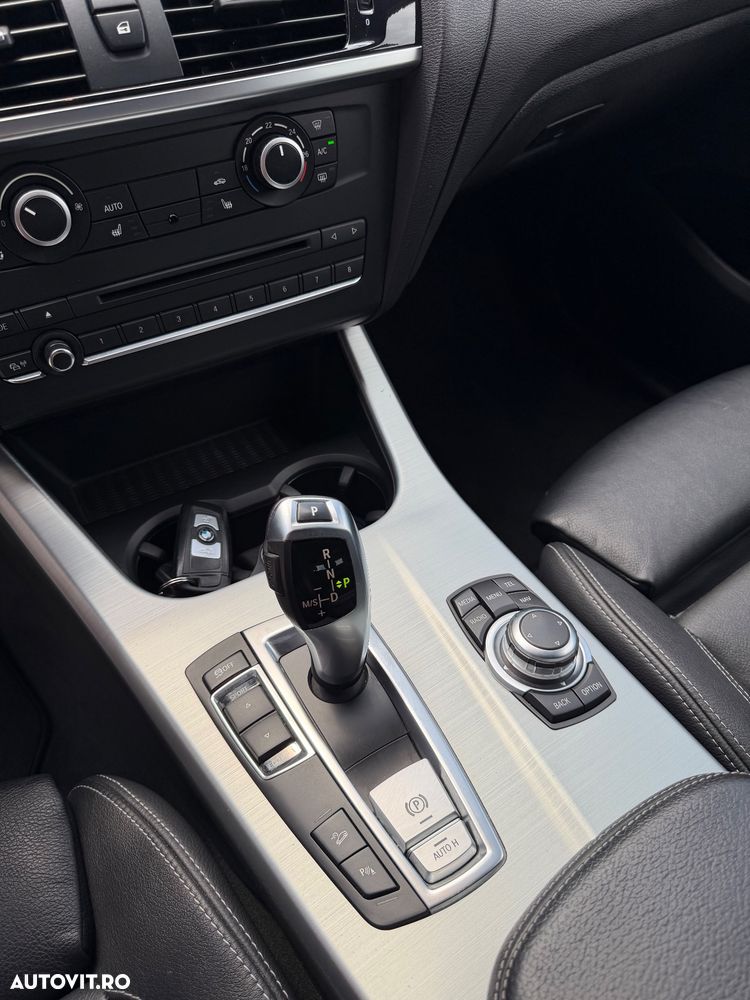 BMW X3 xDrive20d Aut. - 12