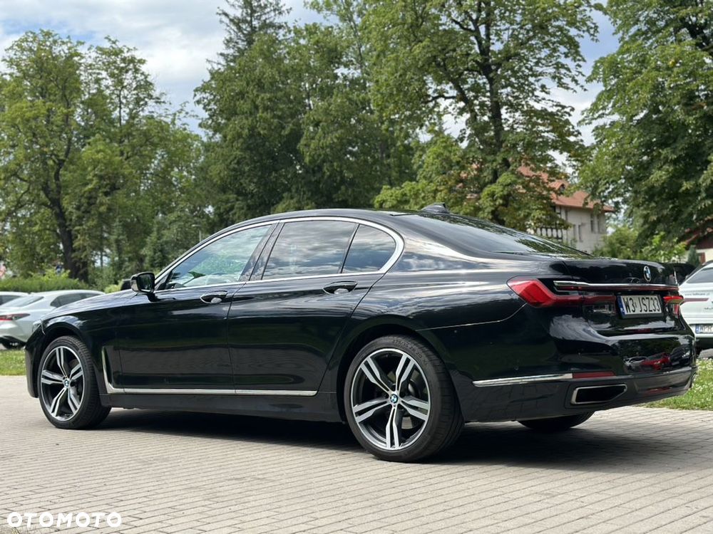 BMW Seria 7 730d xDrive sport - 4