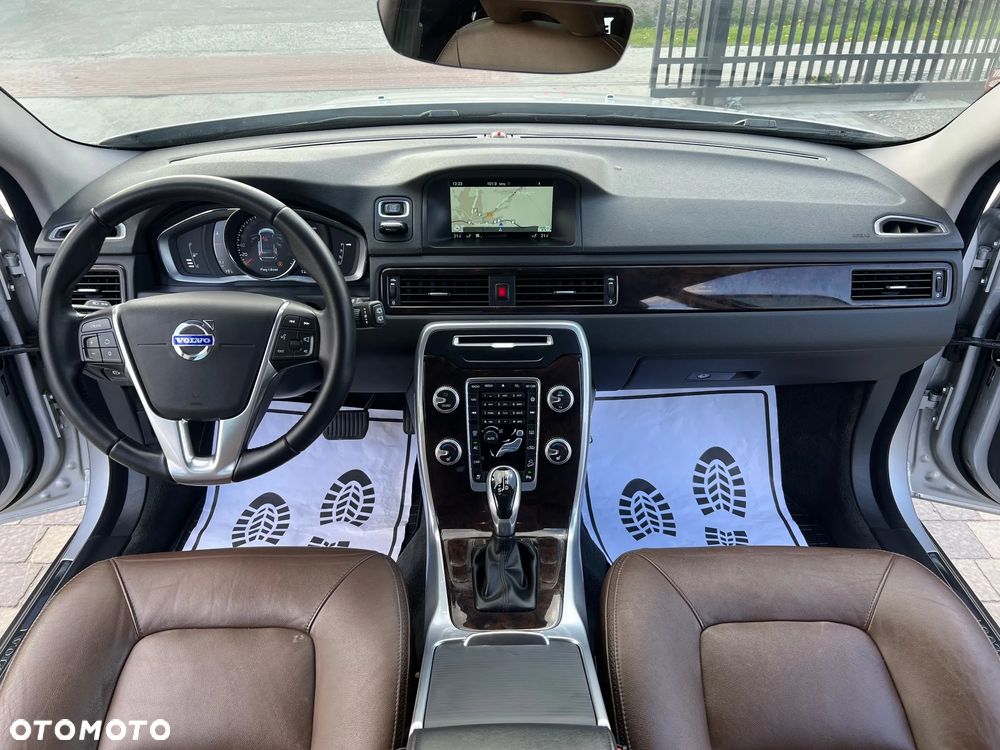 Volvo XC 70 T5 AWD Dynamic Summum - 8