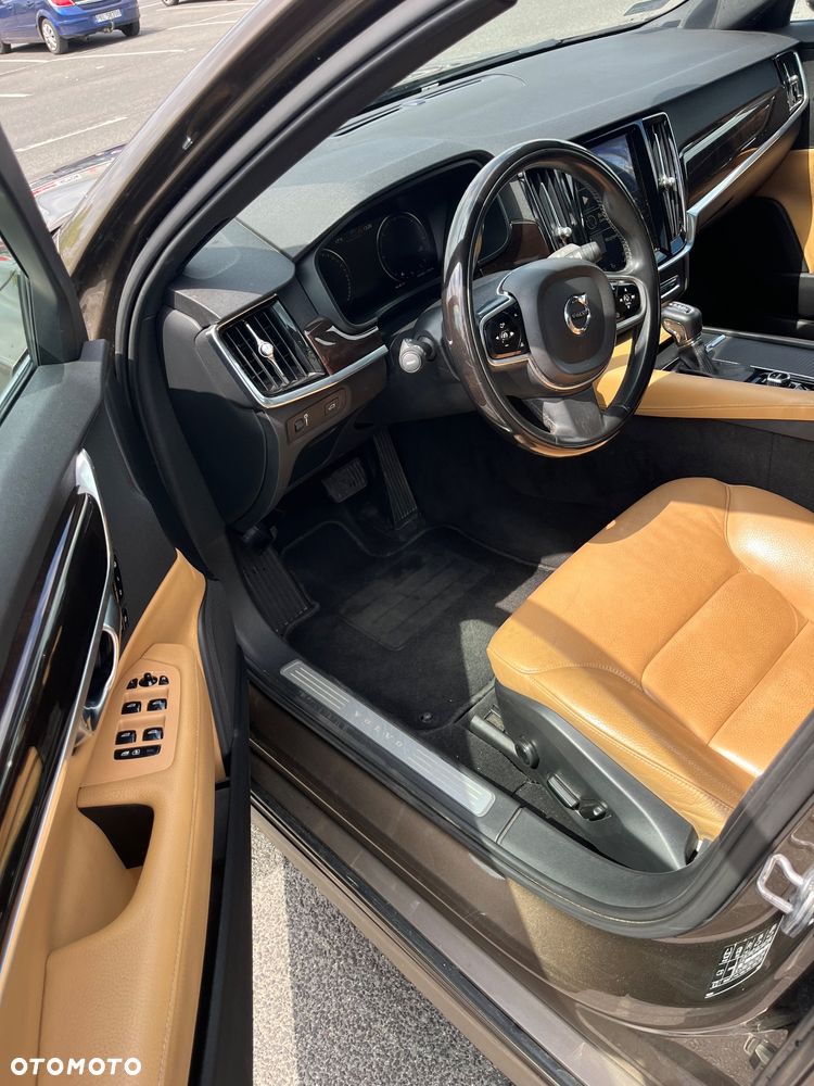 Volvo S90 D4 Momentum - 10