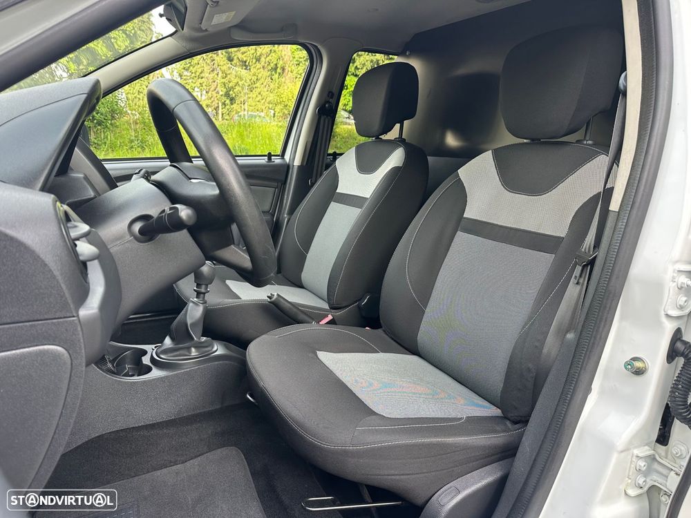 Dacia Duster 1.5 dCi Comfort 4WD - 6