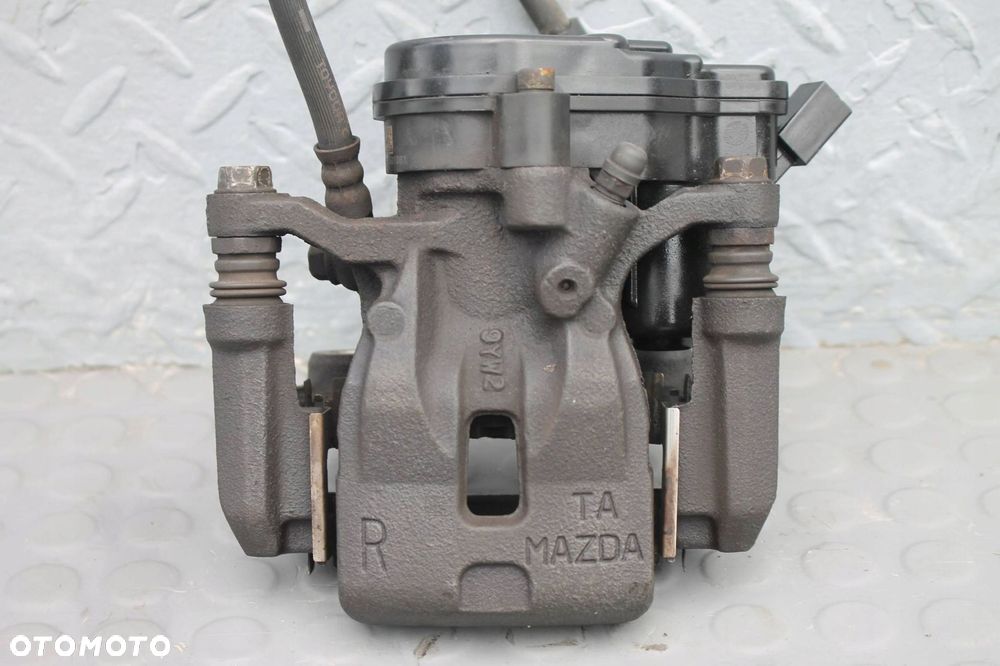 zacisk hamulcowy elektryczny prawy tył mazda cx-5 ii kf 17- - 2