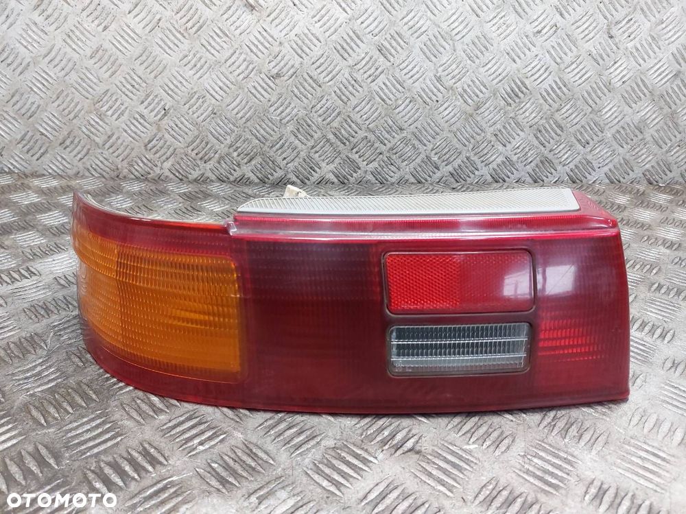 LAMPA LEWY TYŁ TOYOTA PASEO II - 1