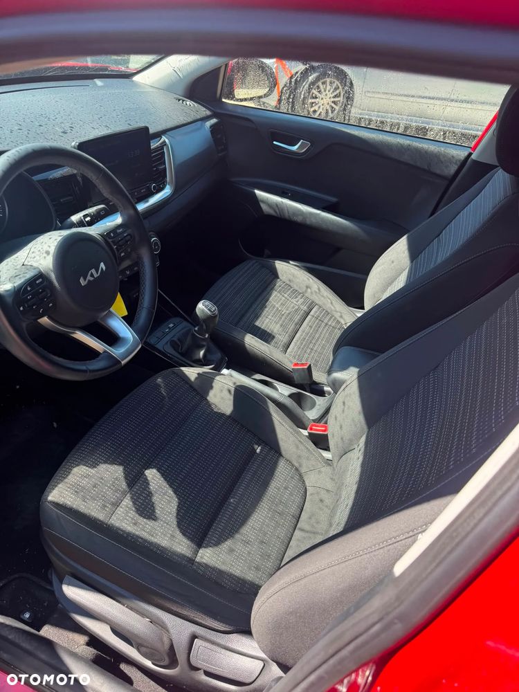 Kia Stonic - 10