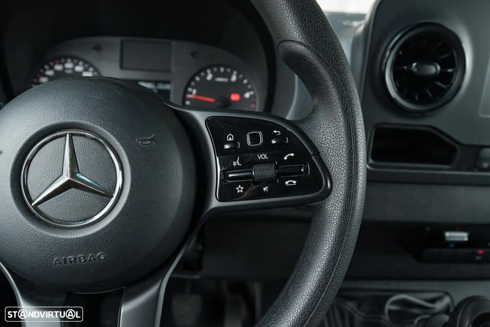Mercedes-Benz Sprinter Longa HA - 11