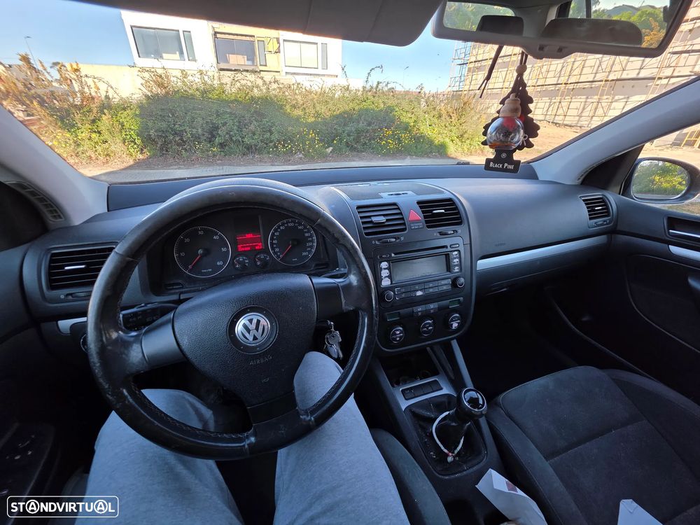 VW Golf 2.0 TDi Comfortline - 1