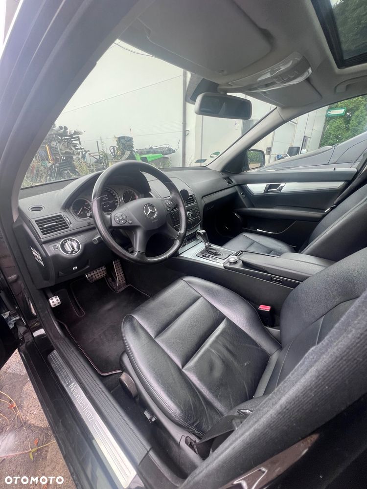 Mercedes-Benz Klasa C 320 CDI Avantgarde 4-Matic - 8
