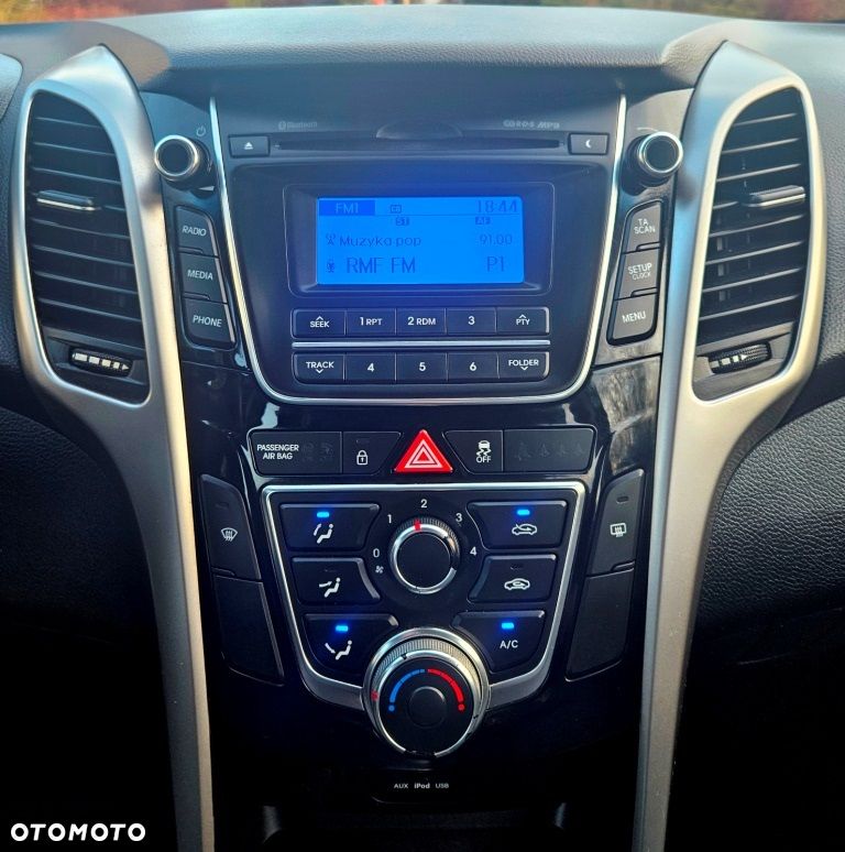 Hyundai i30 1.4 Select - 22