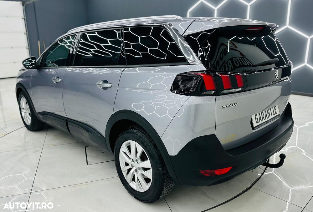 Peugeot 5008 PureTech 130 Allure - 4