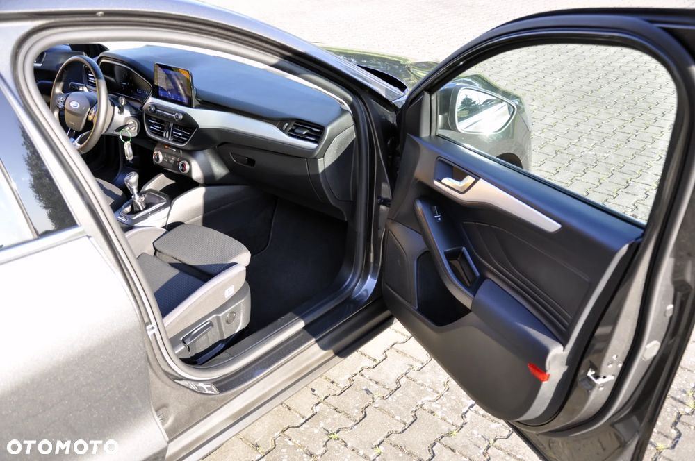 Ford Focus 1.5 EcoBlue STart-Stopp-System TITANIUM - 22