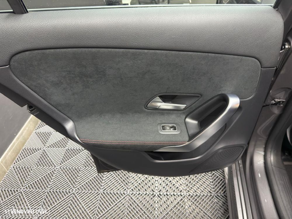 Mercedes-Benz A 200 AMG Line Aut. - 51