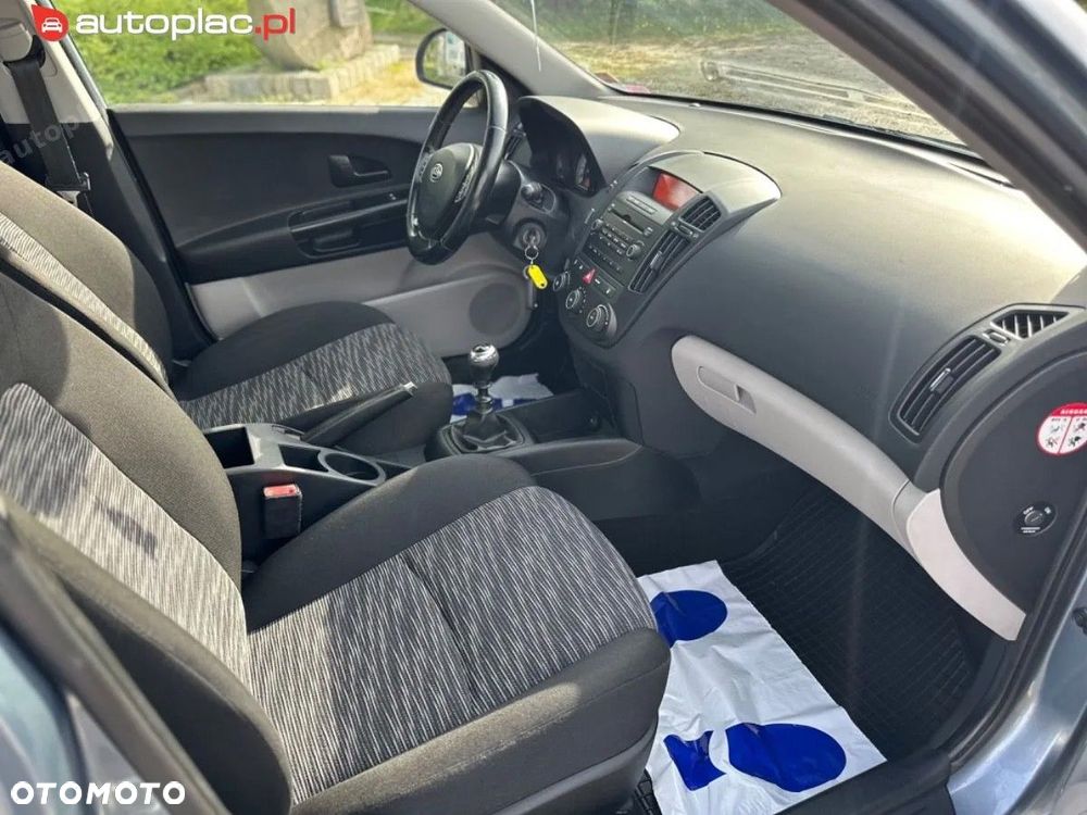 Kia Ceed 2010