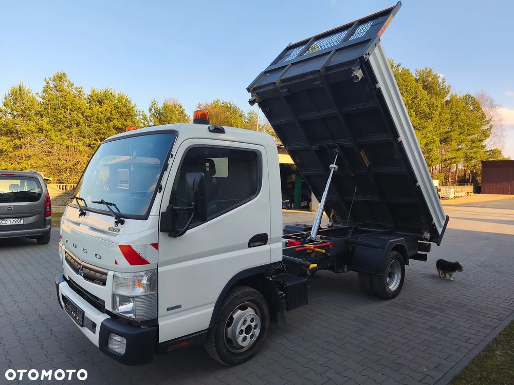 Mitsubishi Fuso Canter - 4