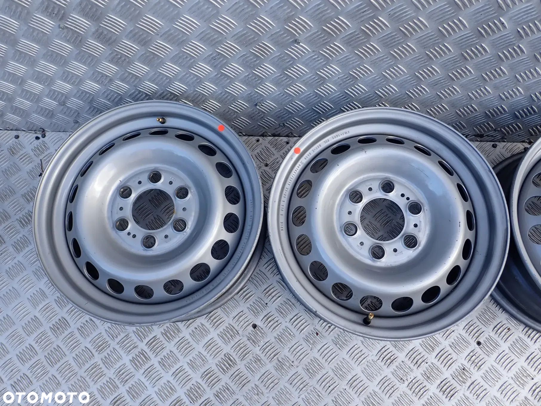 FELGI STALOWE MERCEDES SPRINTER 6,5X16 ET54 6X130 A9074014900 - 2