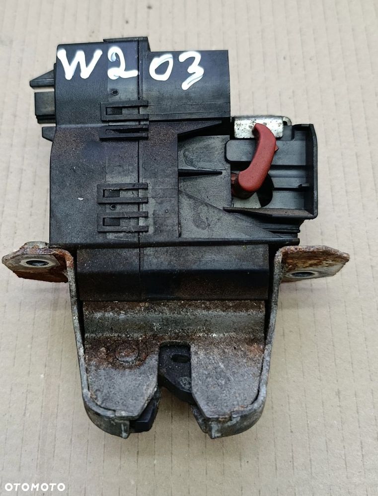 W203 zamek klapy tył tylny kombi C klasa Mercedes - 1