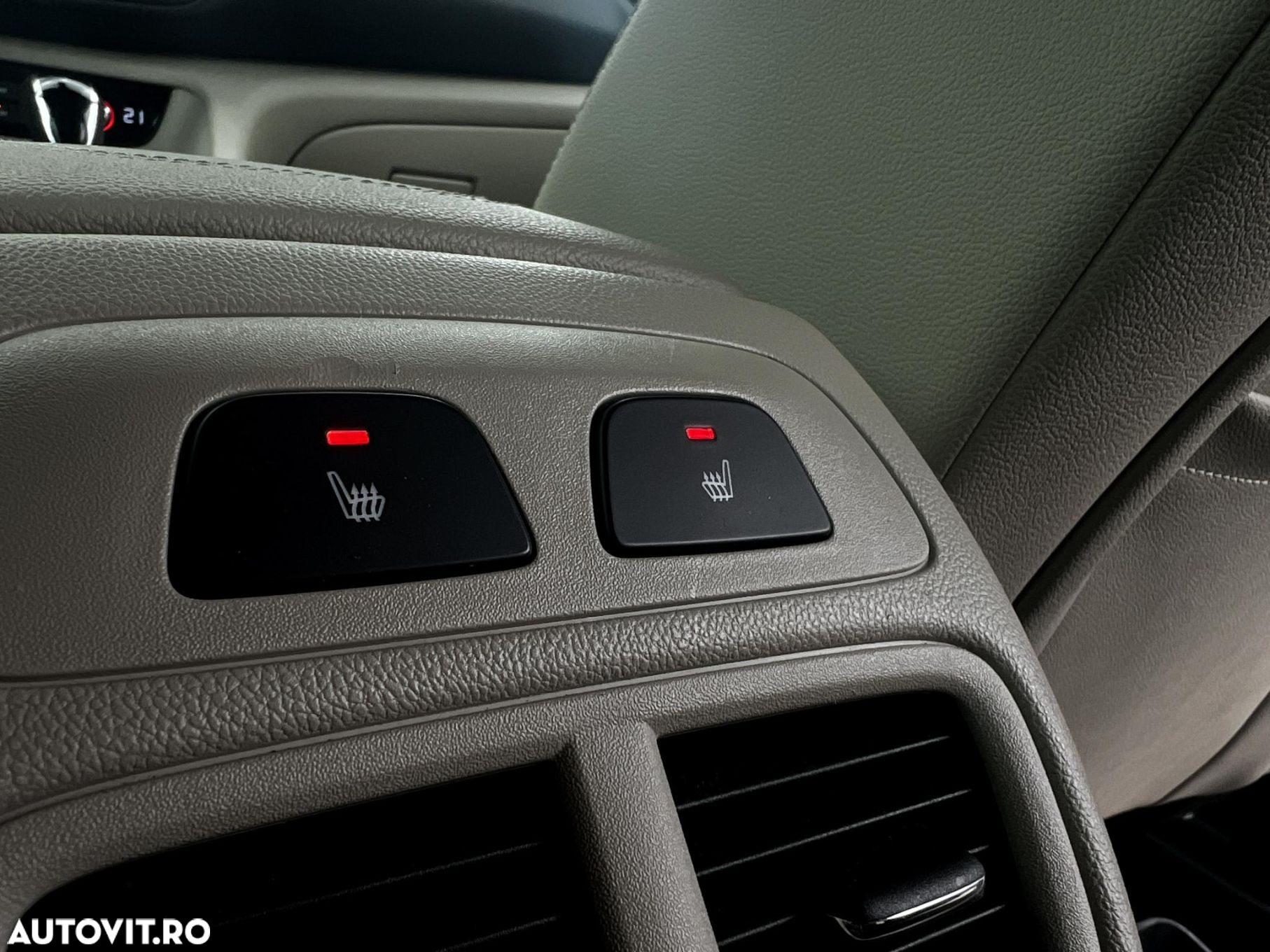 Opel Insignia - 19