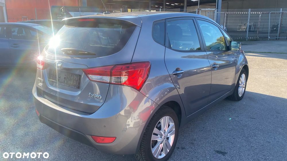 Hyundai Ix20 2014 photo 3