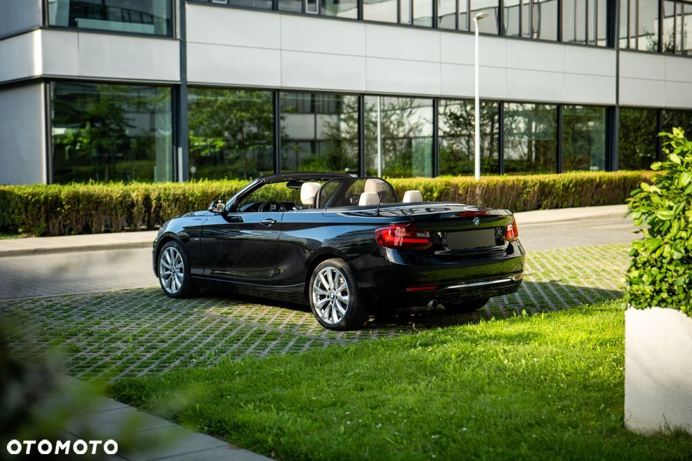 BMW Seria 2 220i - 29