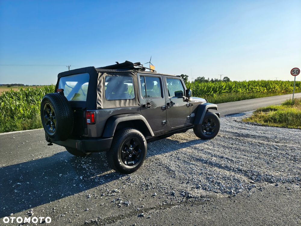 Jeep Wrangler - 25