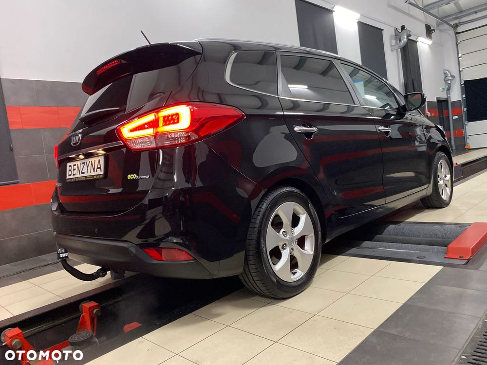 Kia Carens 1.6 GDI Edition 7 - 10