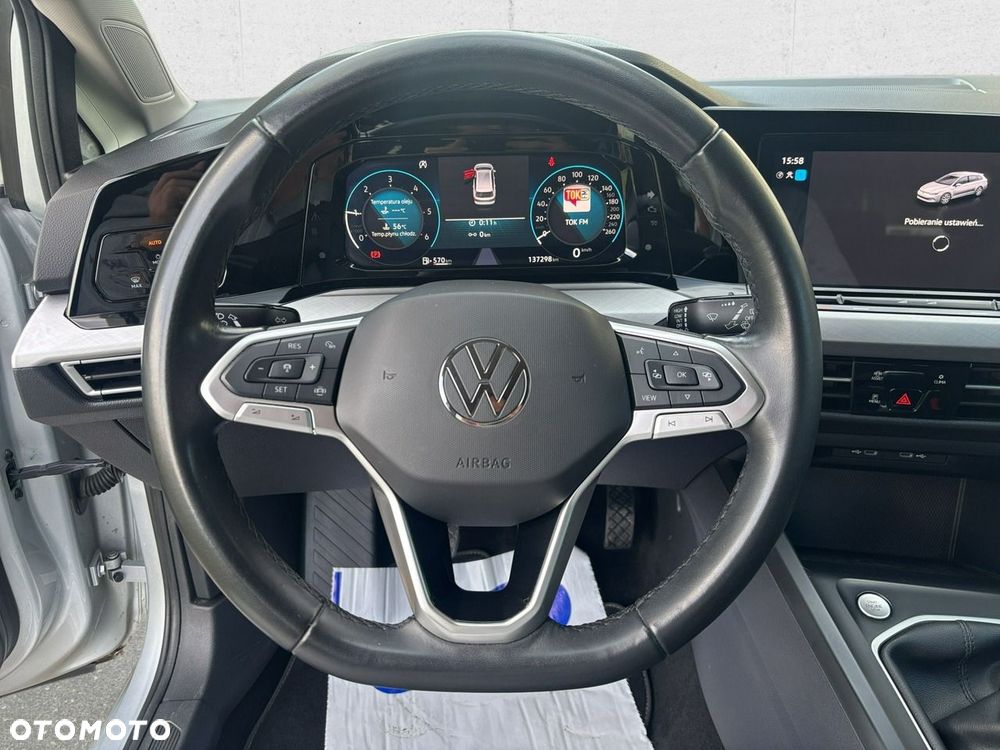 Volkswagen Golf - 16