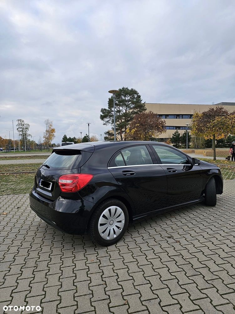 Mercedes-Benz Klasa A 180 (BlueEFFICIENCY) - 6