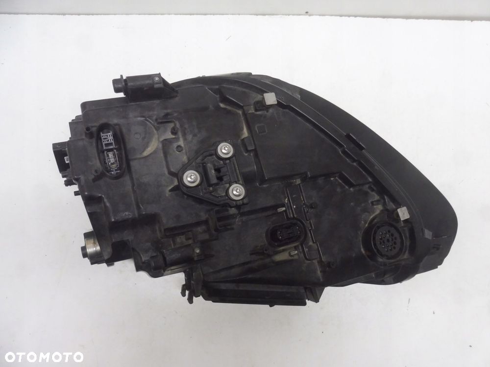 porsche cayenne 7p lift lampa przód prawa - 2
