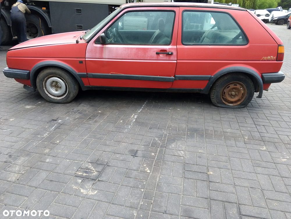 Volkswagen Golf II FL (87-92r.) 1.6 B 69KM. Silnik PN Skrzynia 4S12114 lakier G2 / LY3D.Cały na części. GWARANCJA !!! Przód Tył Zestaw Komplet Drzwi Klapa Zderzak Błotnik Maska Grill Atrapa Szyba Pas Lampa Lusterko Boczki Fotel Kanapa Kokpit Deska Rozdzielcza Przełącznik Włącznik Sterownik Przewody Wiązka Instalacja Moduł Komputer Czujnik Listwa Pompa Alternator Wtryski Głowica Rozrusznik Kompresor Sprzęgło Dwumas Silnik Skrzynia ABS Klimatyzacji Paliwa Wspomagania Kolektor Turbina Przepustnica Zawór Chłodnica Koło Hak Belka Sanki Zawieszenie Mcpherson Półoś Amortyzator Wydech Tłumik Zacisk Most - 4