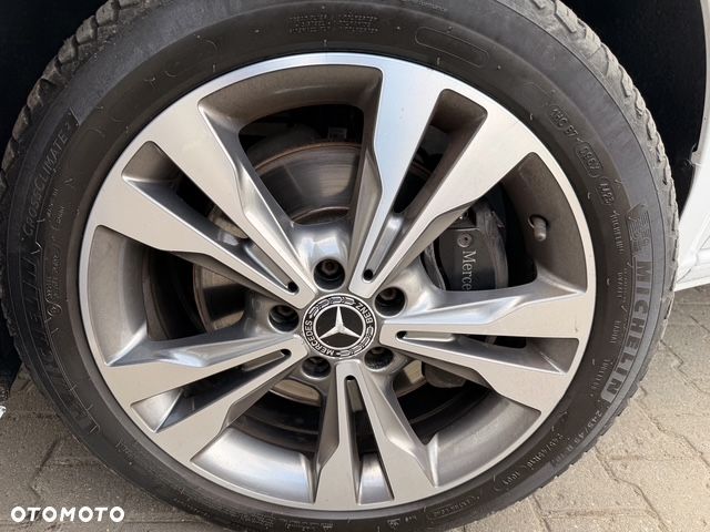 Mercedes-Benz Klasa V 250 d 4-Matic Avantgarde 7G-Tronic (d³ugi) - 23