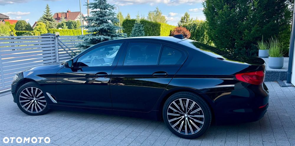 BMW Seria 5 520d Luxury Line - 2
