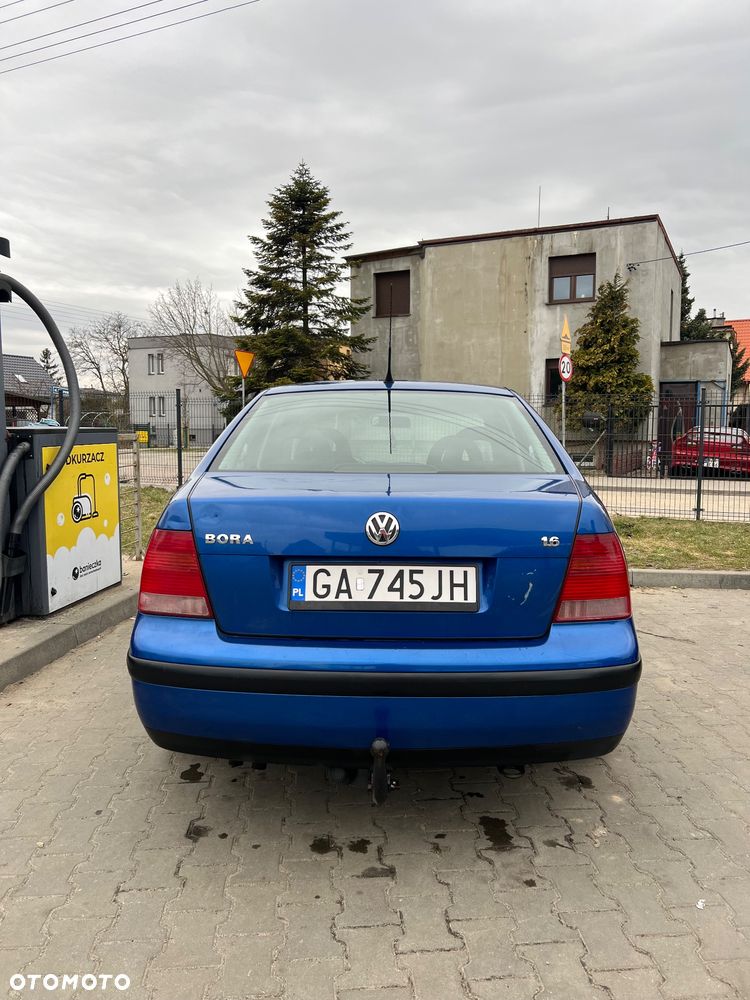Volkswagen Bora 1.6 Highline - 3