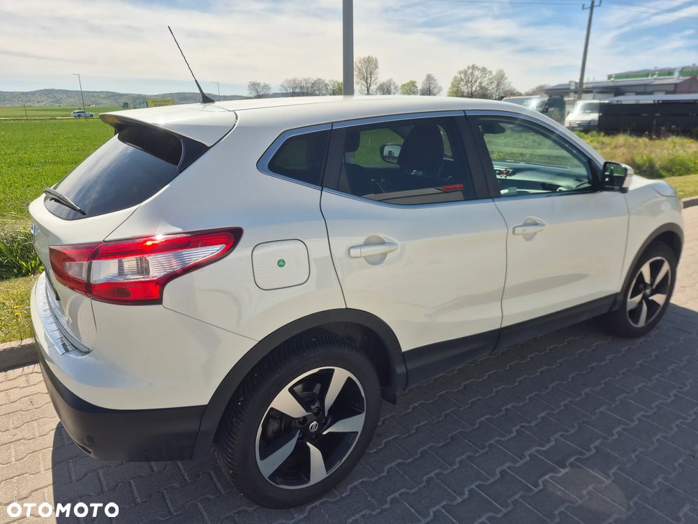 Nissan Qashqai 1.2 DIG-T N-Vision EU6 - 21