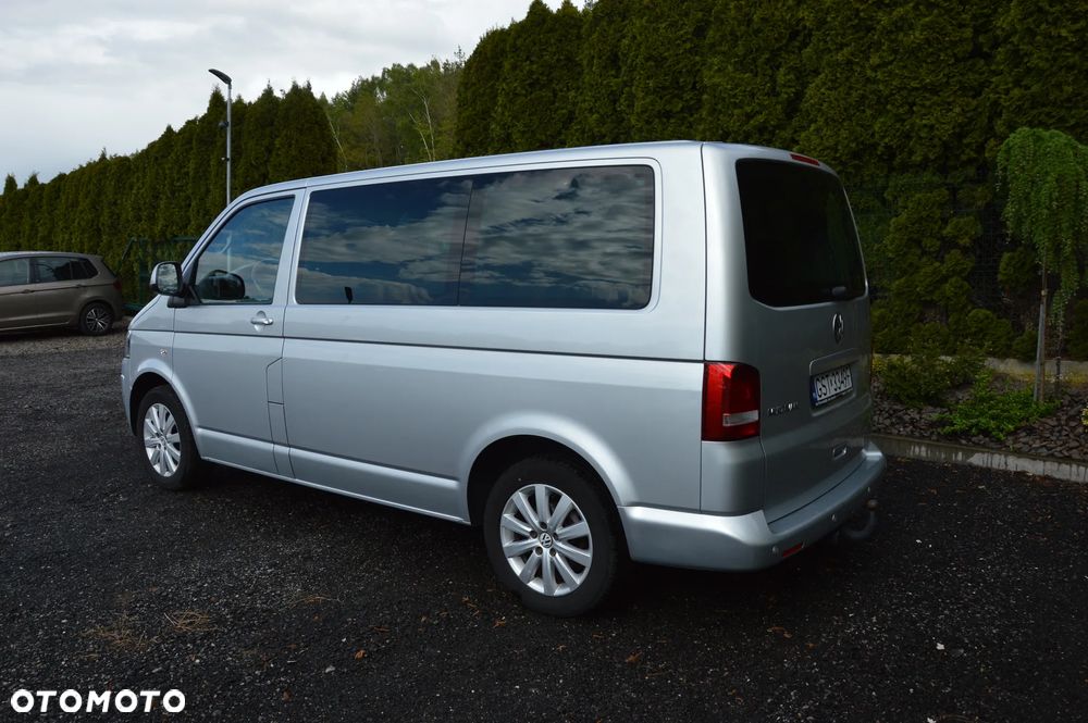 Volkswagen Multivan - 15