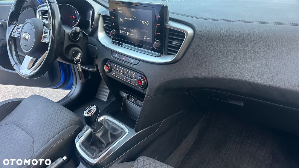 Kia Ceed 1.6 CRDi SCR L - 21