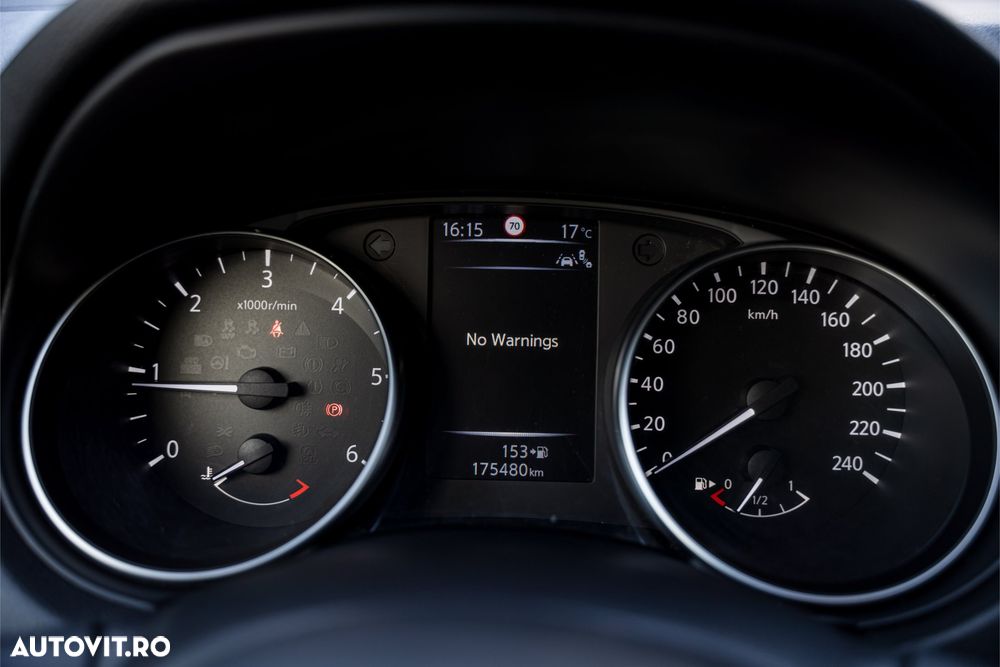 Nissan Qashqai 1.5 DCI TEKNA+ - 32