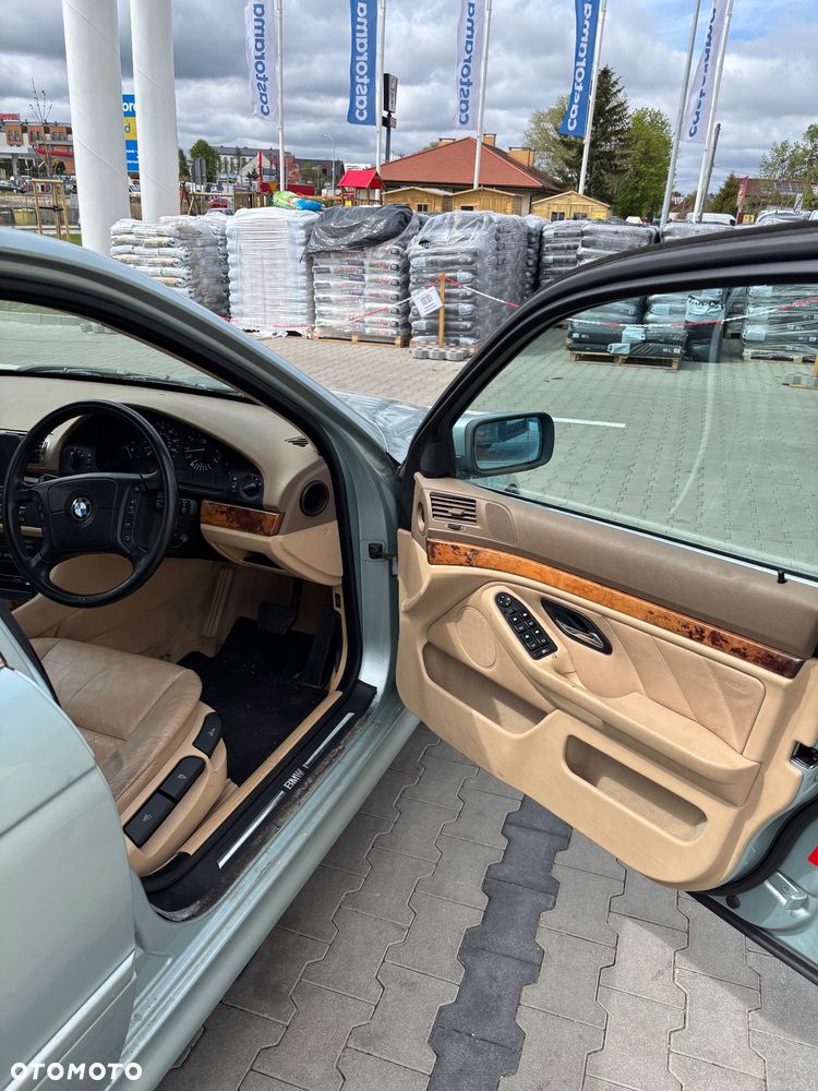BMW Seria 5 - 15