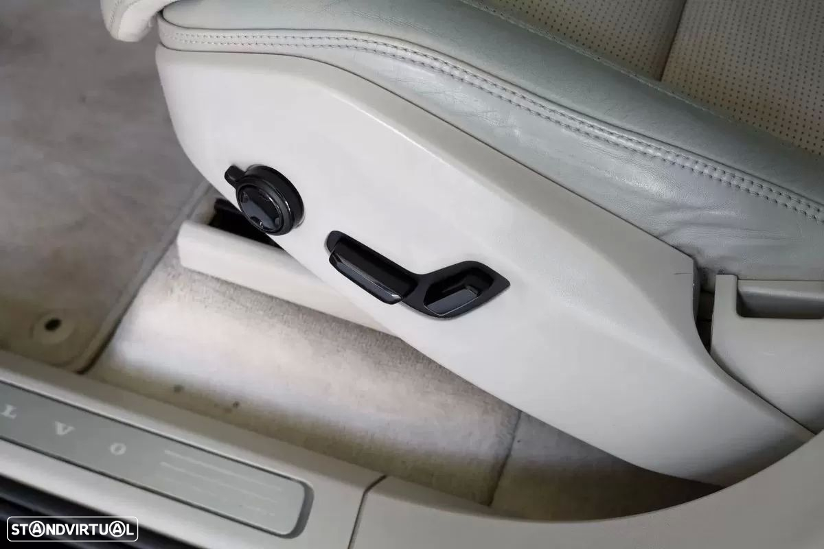 Volvo XC 90 2.0 T8 PHEV Inscription AWD - 15