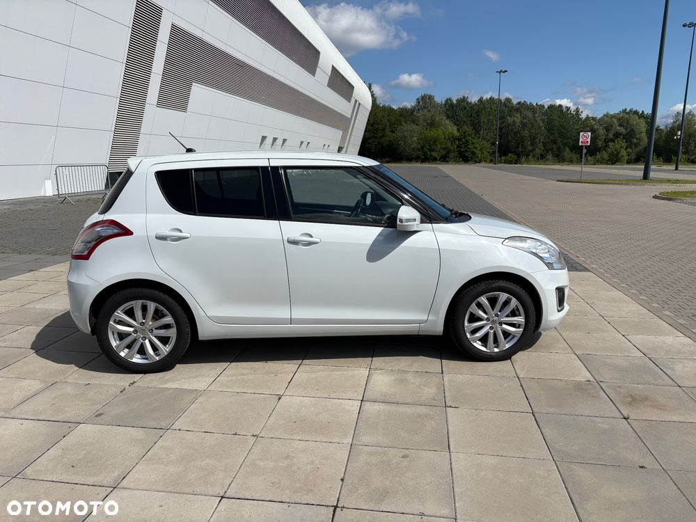 Suzuki Swift 1.2 Premium - 4