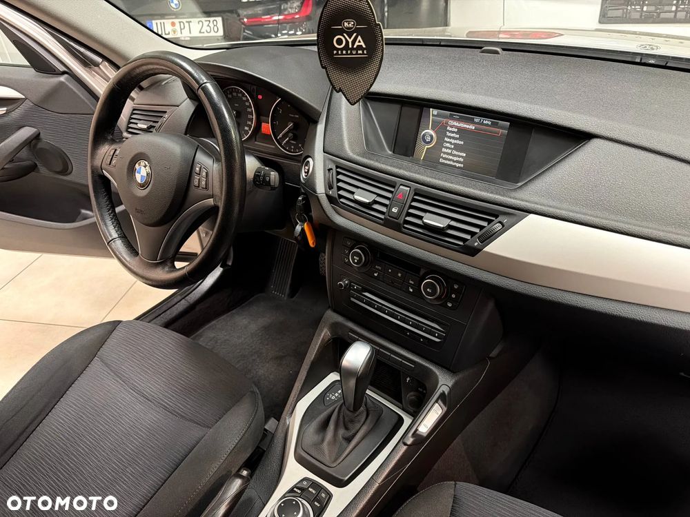 BMW X1 sDrive18i - 25