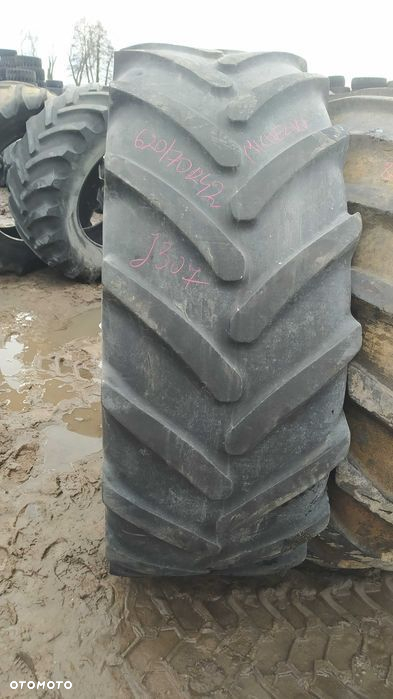 620/70 R42 Michelin Omnibib J307