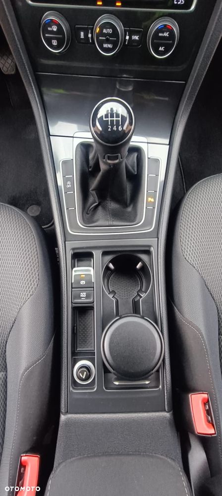 Volkswagen Golf 1.4 TSI (BlueMotion Technology) Comfortline - 26