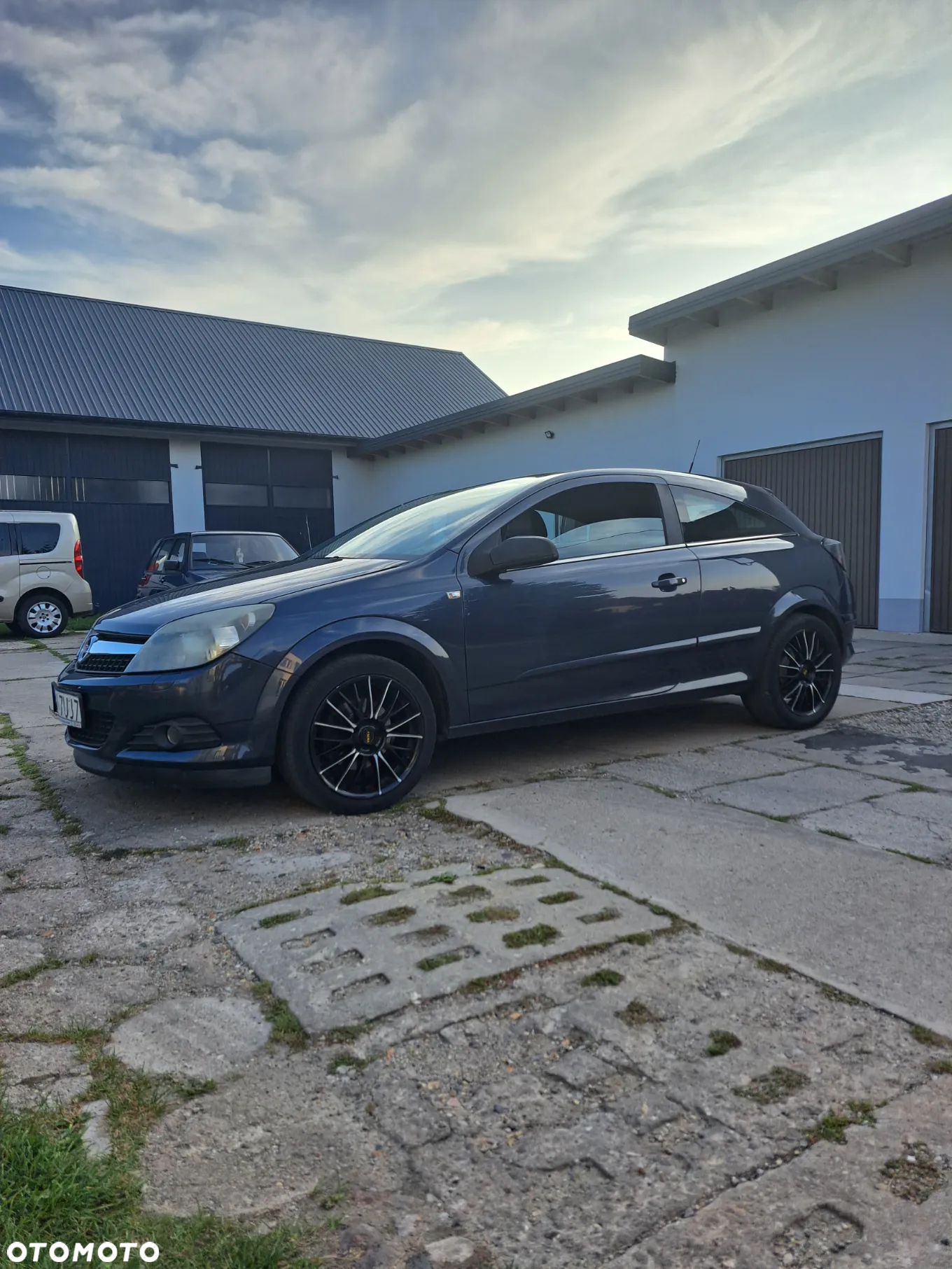 Opel Astra III GTC 1.8 Sport - 4