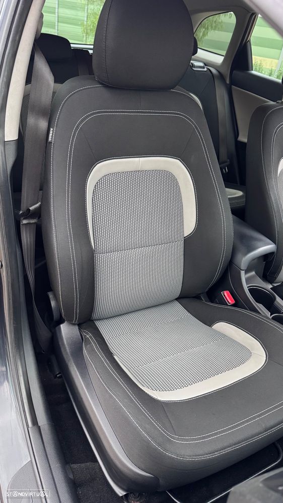 Kia Ceed SW 1.4 CRDi Prime - 14