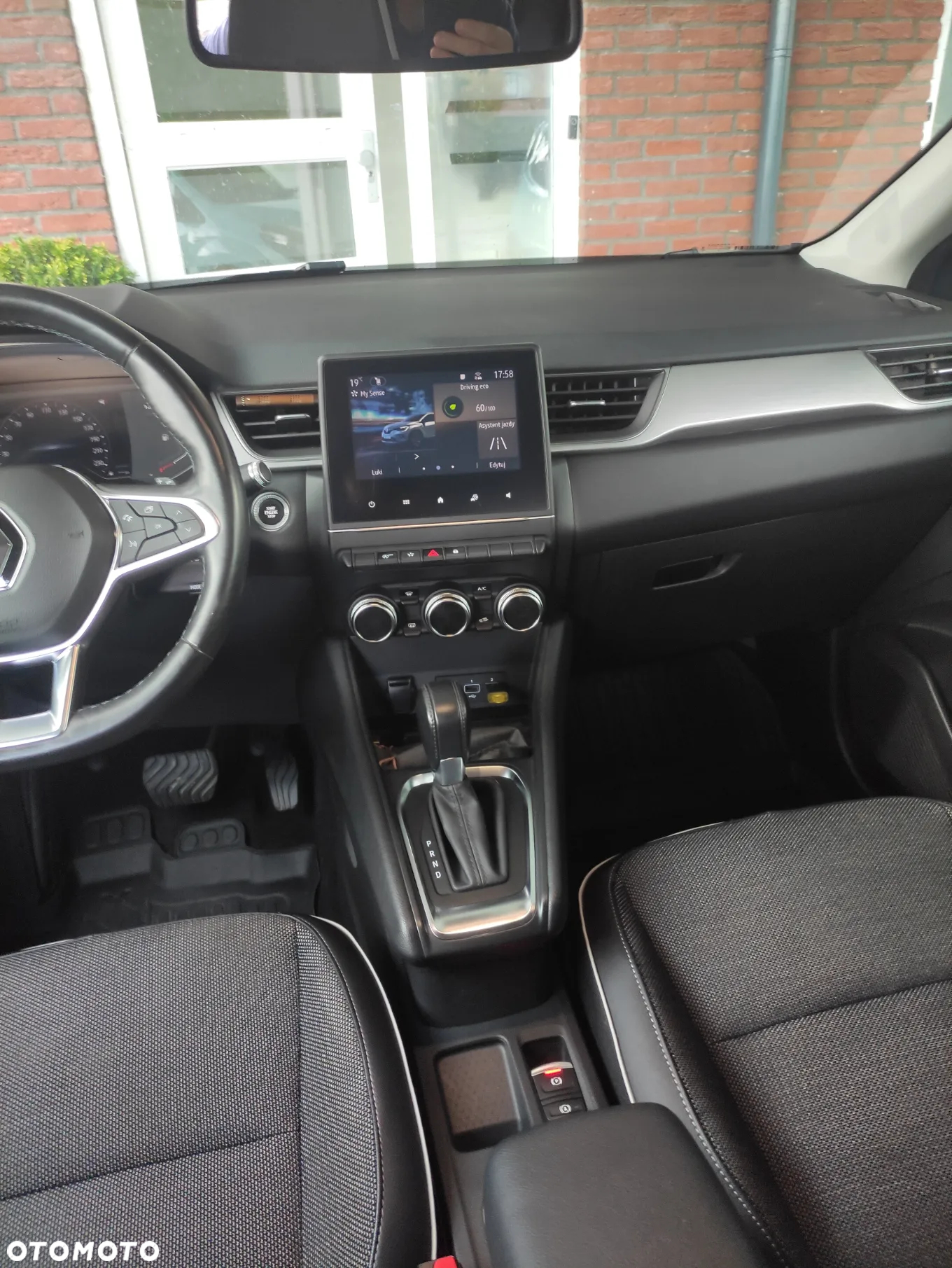 Renault Captur TCe Mild Hybrid 140 EDC GPF TECHNO - 10
