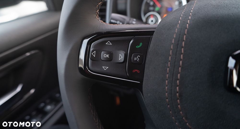 RAM 1500 Crew Cab MB Sport - 18