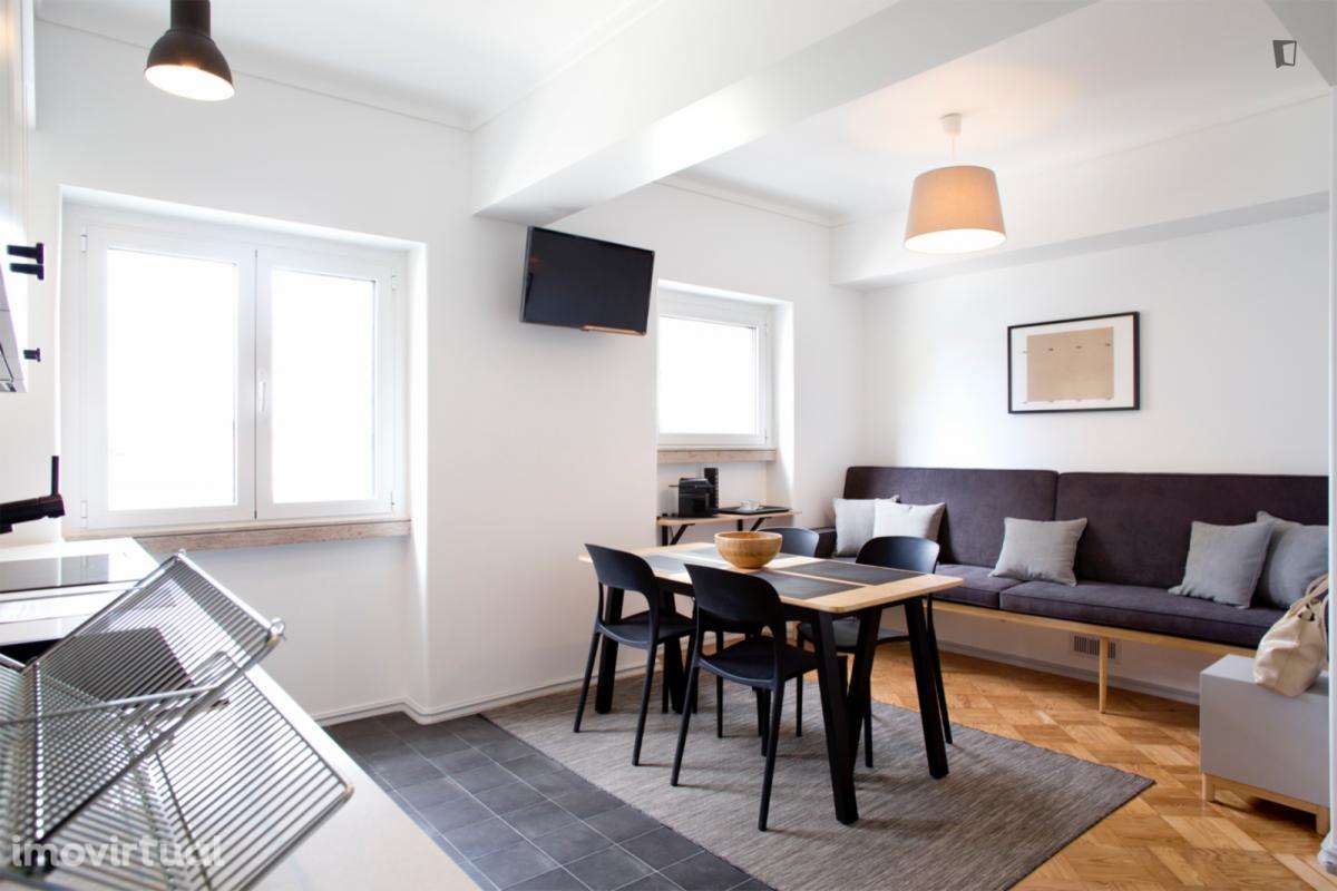 Quarto - localizado em Alvalade Lisbon - Grande imagem: 4/16
