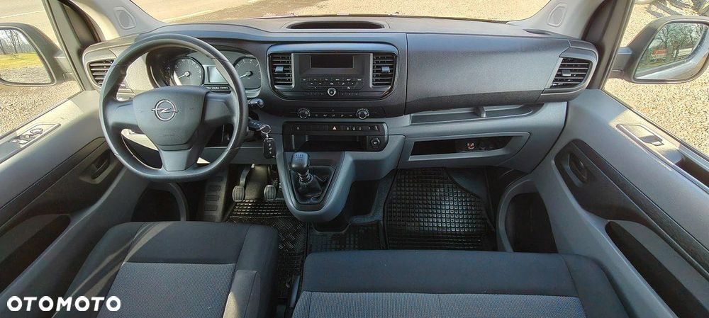 Opel Vivaro Lang - 8