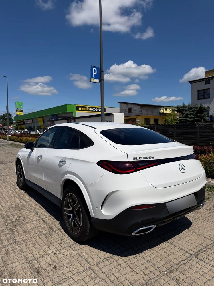 Mercedes-Benz GLC 300 d mHEV 4-Matic AMG Line - 8