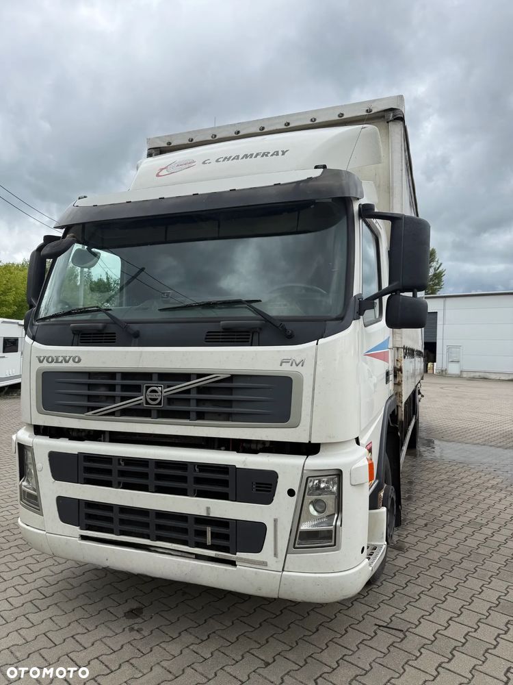 Volvo FM 300 - 1
