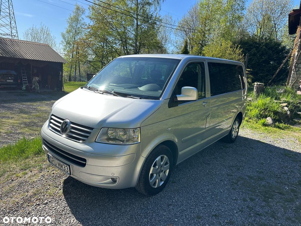 Volkswagen Multivan - 1